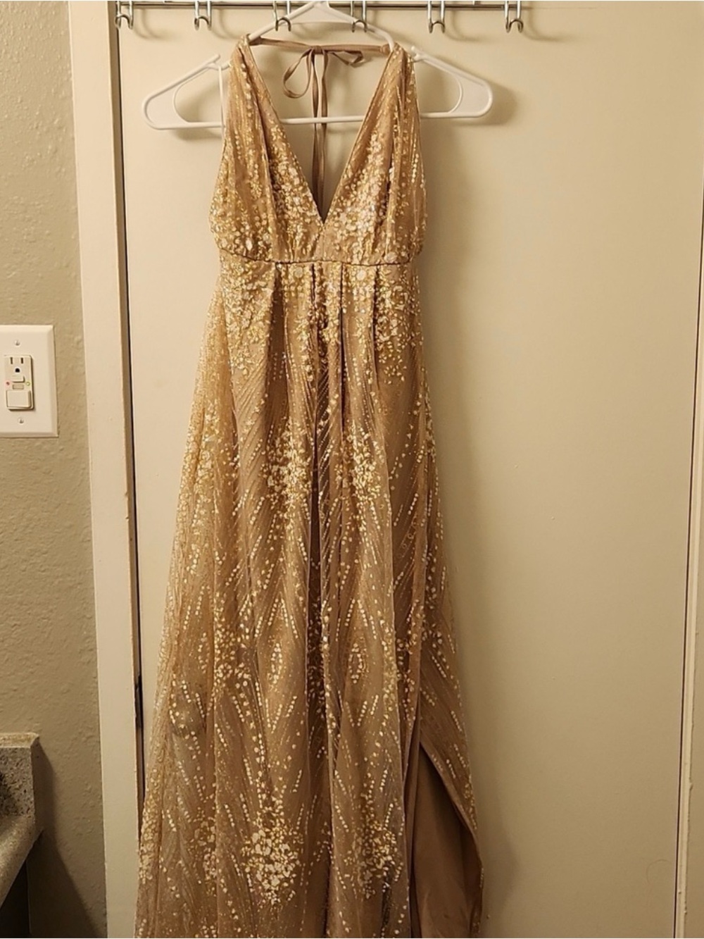 Hello Molly size S US 4 sparkle open back